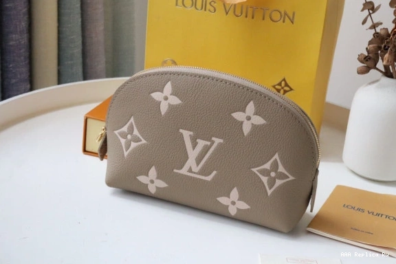 AAA Pruses Bags COSMETIC Louis POUCH Vuitton 0804